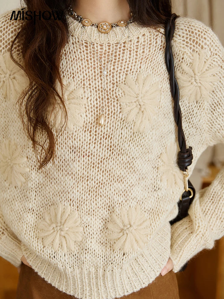 MISHOW Women's Hook Flower Wool Knitted Sweaters Autumn Apricot Wool Blend Loose Lazy Style Top Retro O-neck Sweaters MXE47Z2577