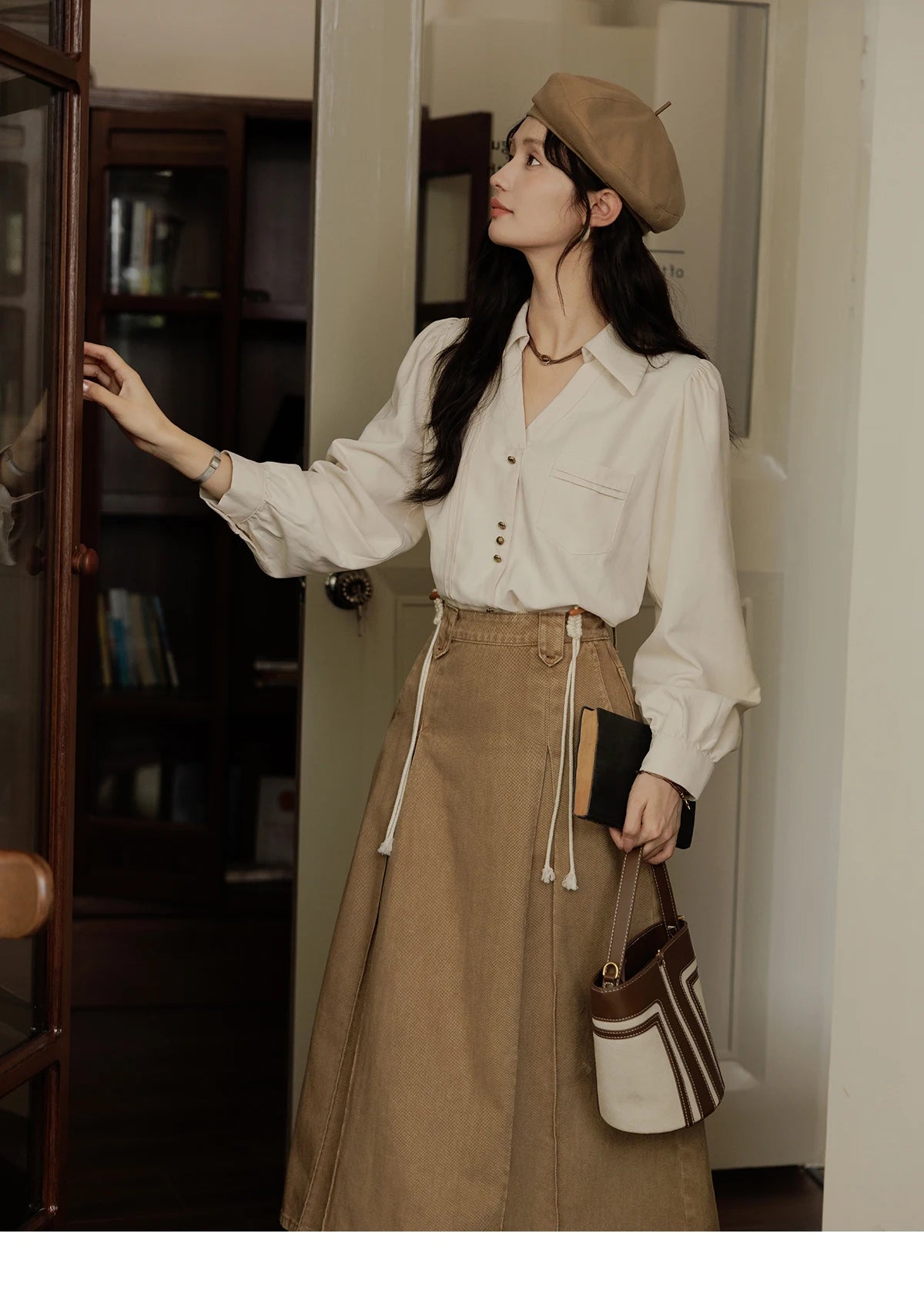 MISHOW Women's Long Sleeved Shirt 2024 Autumn French Minimalist Lapel V Neck Commuter Shirt Retro Button Office Lady MXD43C0306