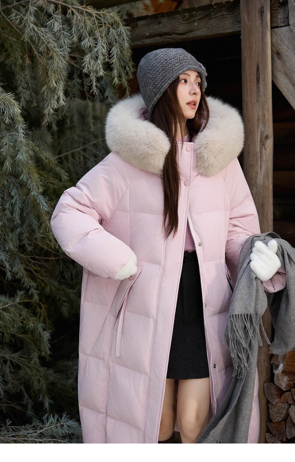 MISHOW Women's Winter Coat with Hood 2025 Fashion Solid Commute Long Down Jacket Windproof Warm Down Coat Luxury MXE51Y0079