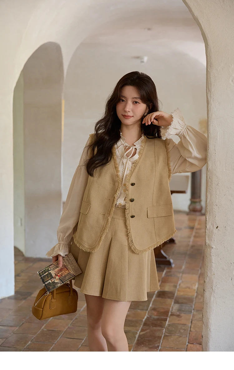 MISHOW French 100% Lyocell Apricot Shirt 2025 Autumn Flared Sleeves Lace Edges Shirts V-neck Slim Top Office Lady MXE41C2351