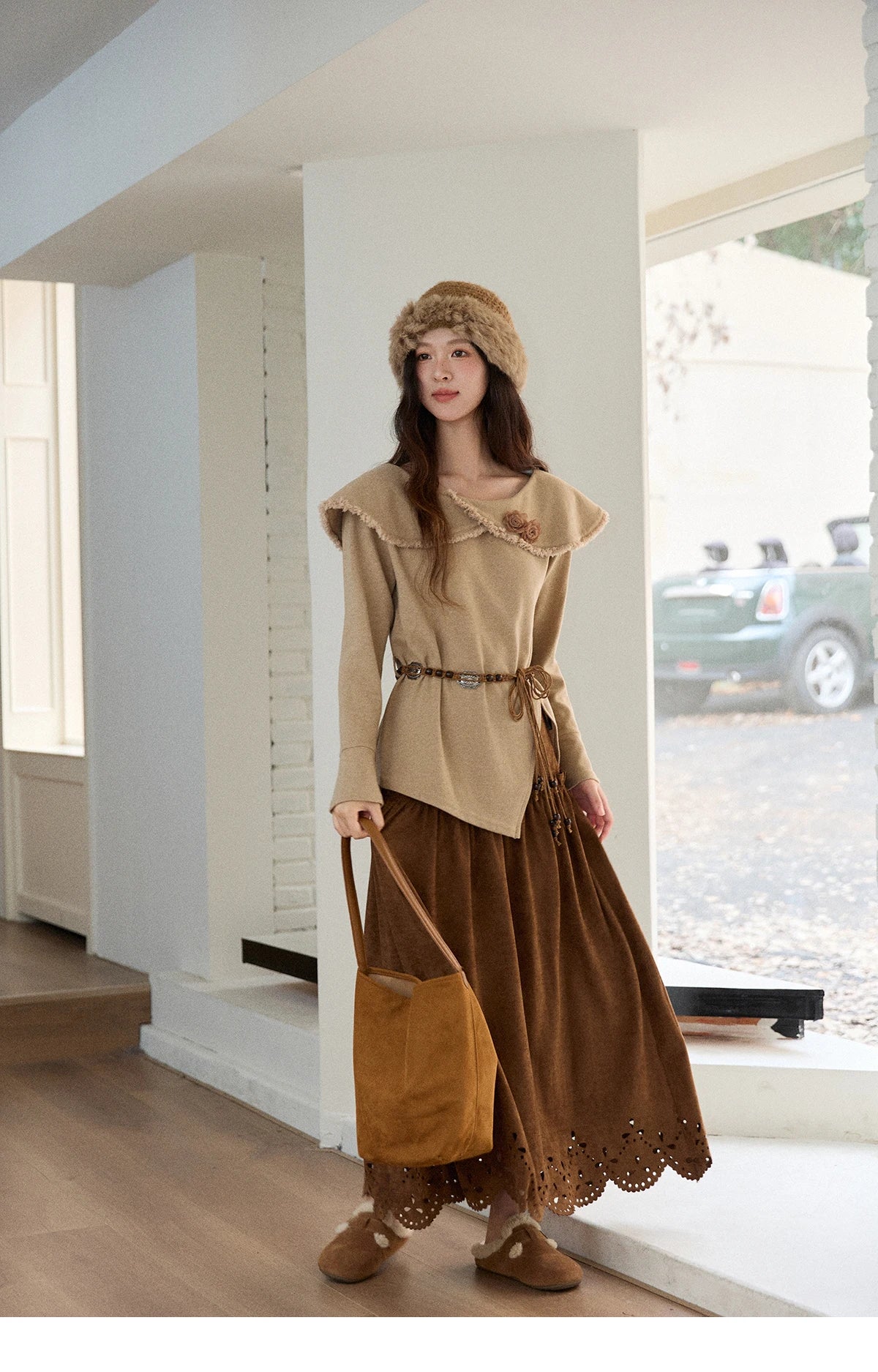 MISHOW Women's Long-sleeved Tops 2025 Winter Retro Brown Three-dimensional Flower Decoration Round Neck Knitted Tops MXE51Z2593