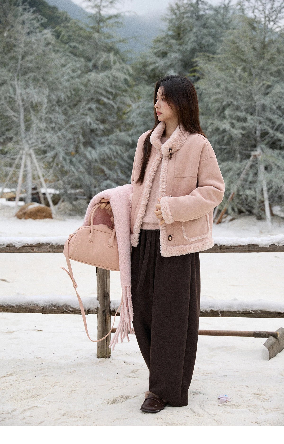 MISHOW Winter Jacket Women 2025 Elegant Luxury Suede Composite Fur Stand-up Collar Short Jacket Windproof Warm Coat MXE87W0941