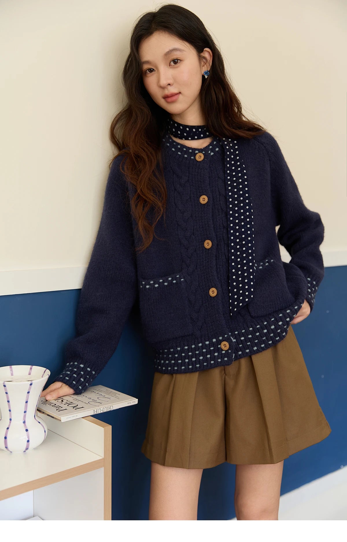 MISHOW Women's Cardigan 2025 Autumn Winter Yellow Cable Knit Cardigan Hand-Drawstring Design Commuter Short Jacket MXE47Z2566