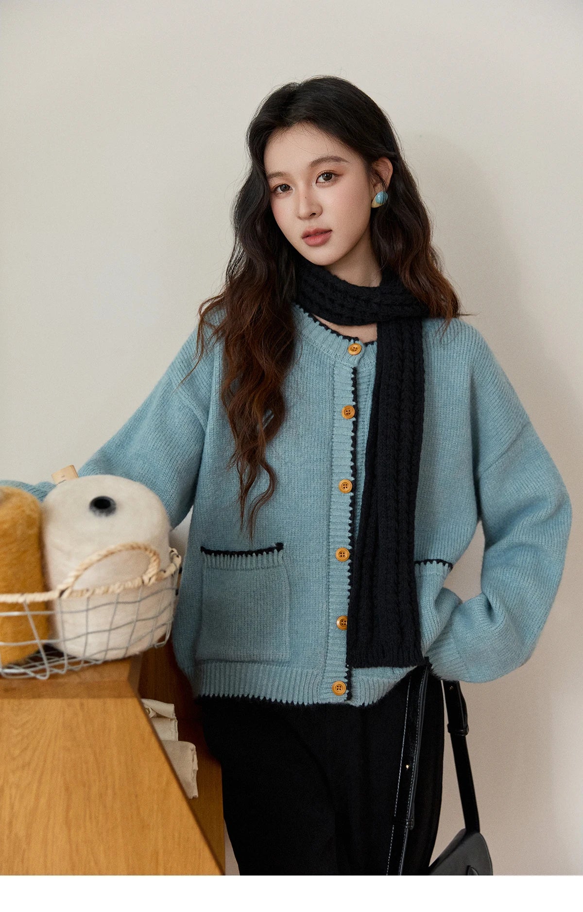 MISHOW Women's Yellow Knitted Cardigan 2025 Autumn Winter Color Collision Edge Sweater Pockets Loose Warm Casual Tops MXE94Z2973