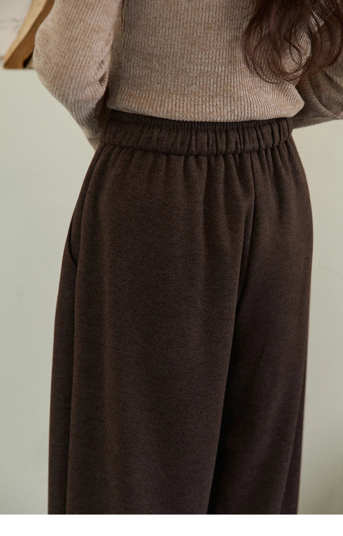 MISHOW Brown Wide-leg Pants for Women2025 Winter Thickened Warm Drawstring Waistband Retro Casual Trousers Woman MXE87K1126