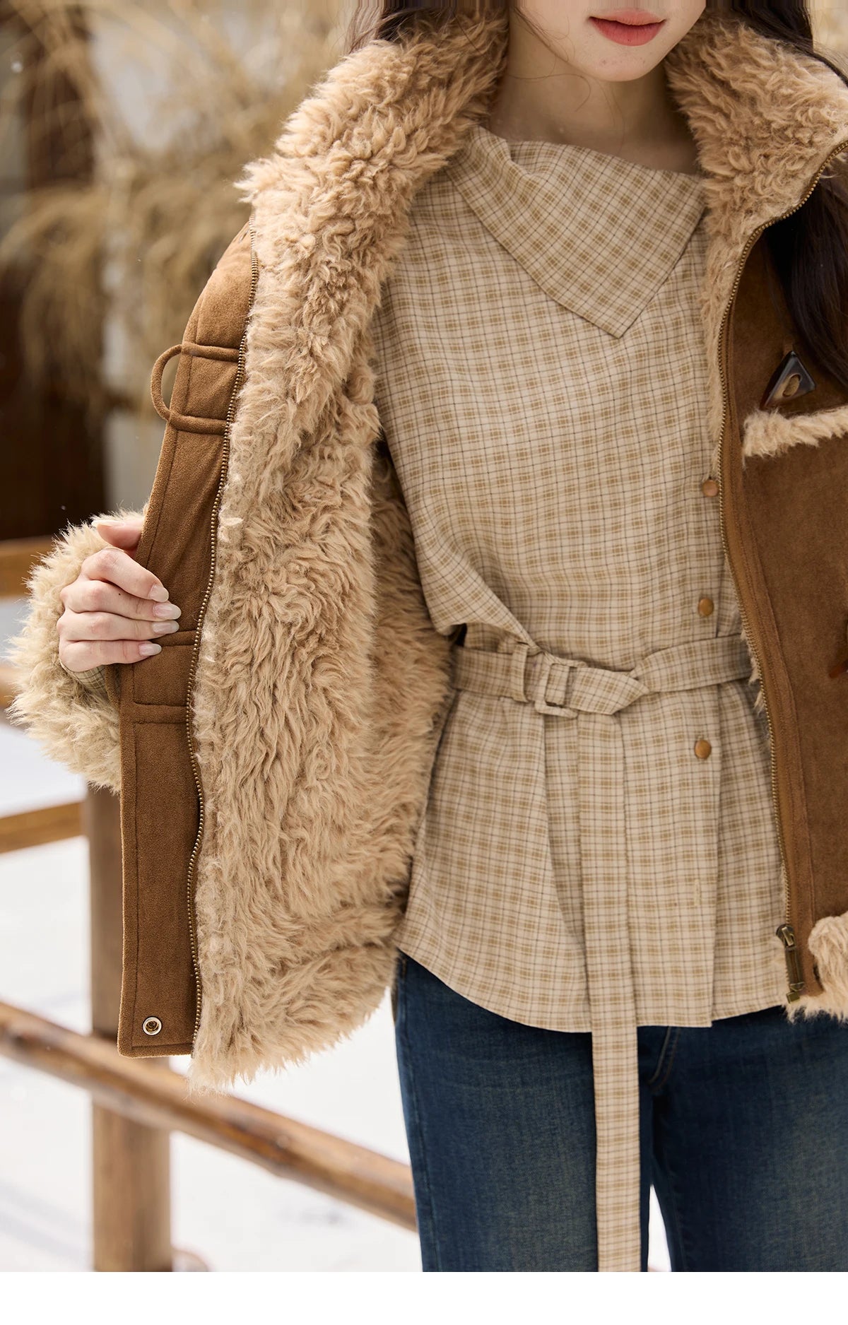 MISHOW Khaki Suede Jacket for Women 2025 Winter New Retro Stand Collar Zippered Jacket Pockets Long Sleeves Top MXE88W0886