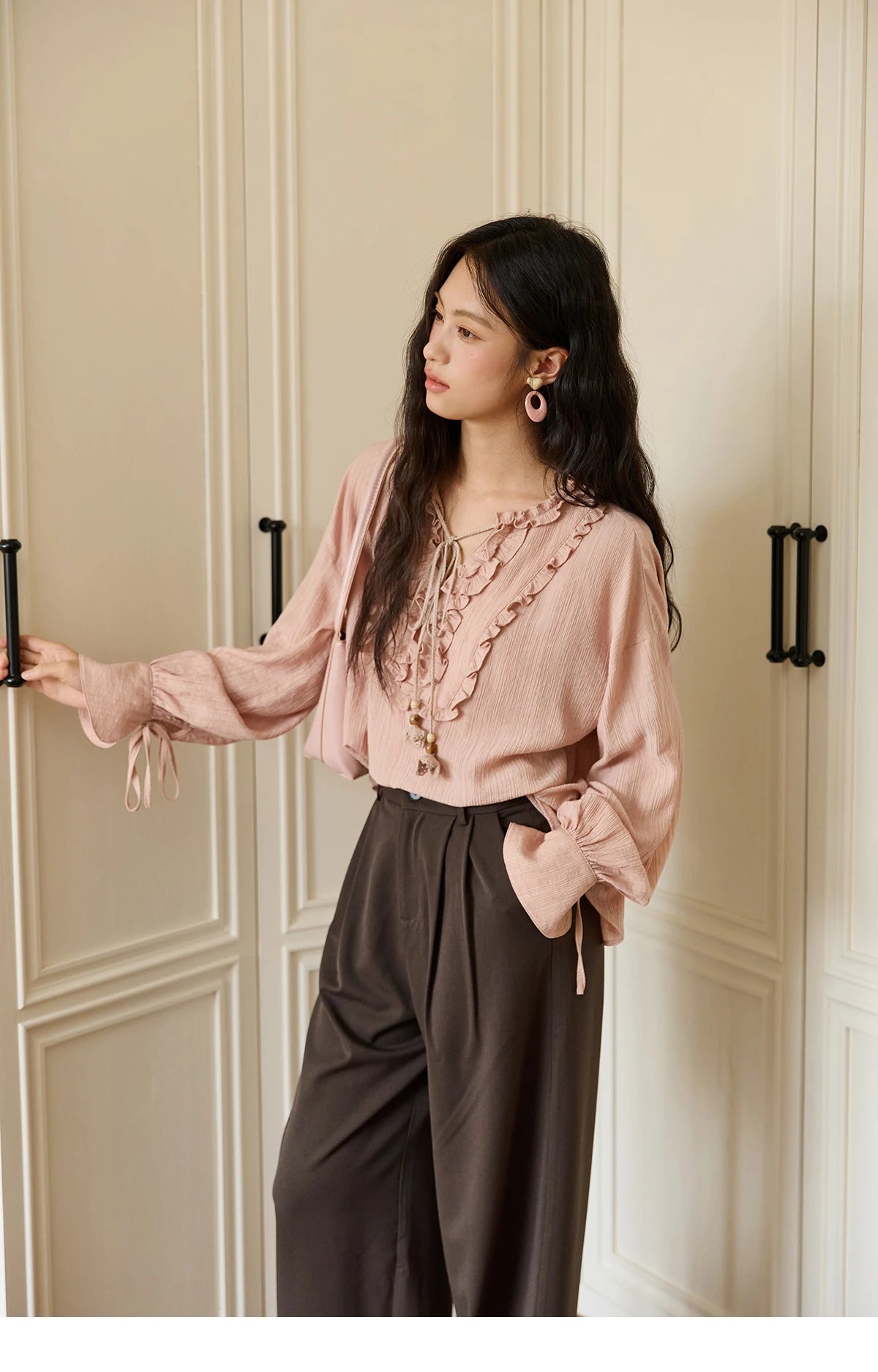 MISHOW Women's Solid Wide-leg Pants 2025 Autumn Fashion Minimalist High-waisted Loose Trousers Commute Pockets Pants MXE46K1090