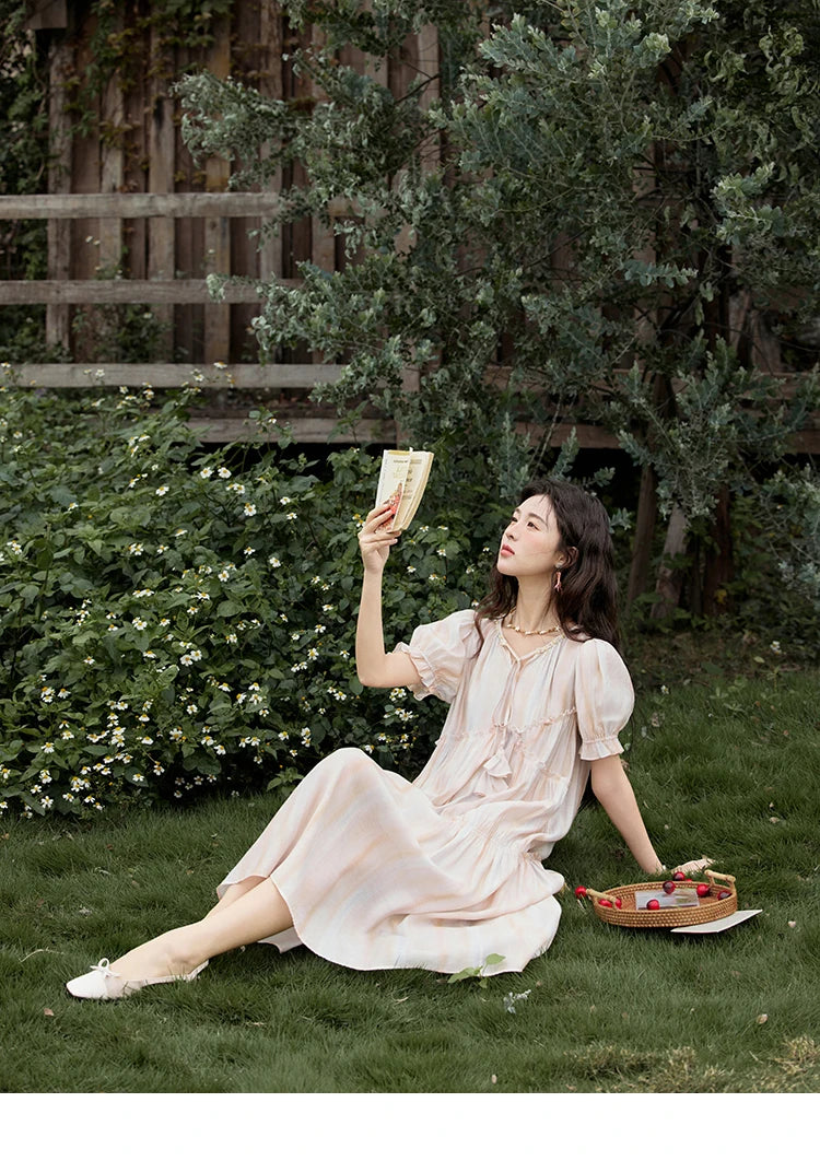 MISHOW French Summer Dress Women 2025 New V-neck Short Puff Sleeve Hollow Gradient Dresses Female Fashion Slimming MXE31L2166