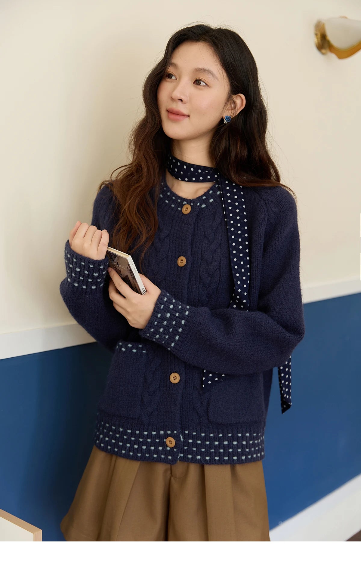 MISHOW Women's Cardigan 2025 Autumn Winter Yellow Cable Knit Cardigan Hand-Drawstring Design Commuter Short Jacket MXE47Z2566