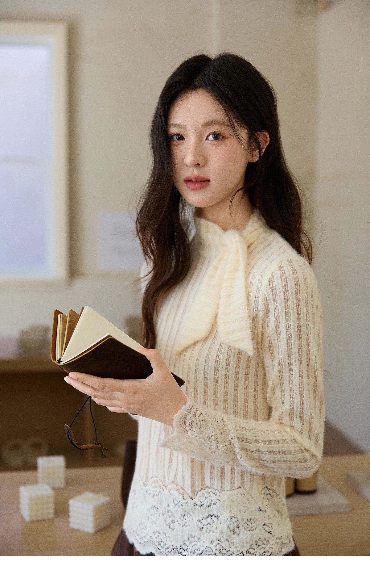 MISHOW French Lace-up Bottom Tops Women Autumn Winter 2025 Korean Vertical Stripe Knitted Top Thickened Interior Tops MXE92Z2797