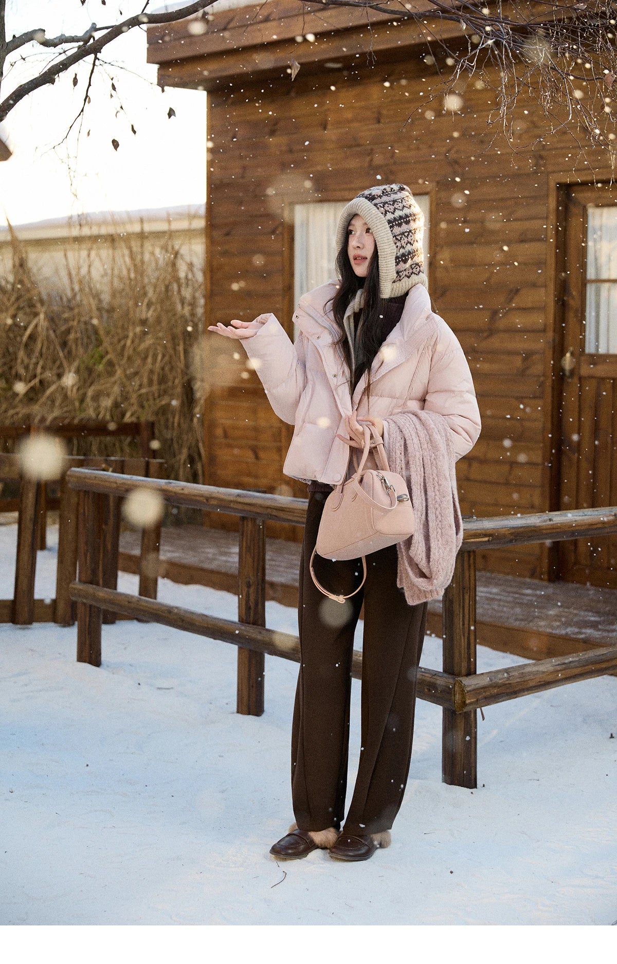 MISHOW Christmas Down Jacket with Jacquard Hat Winter 2025 90% White Duck Down Warm Coats Stand Neck Solid Down Coat MXE90Y0086