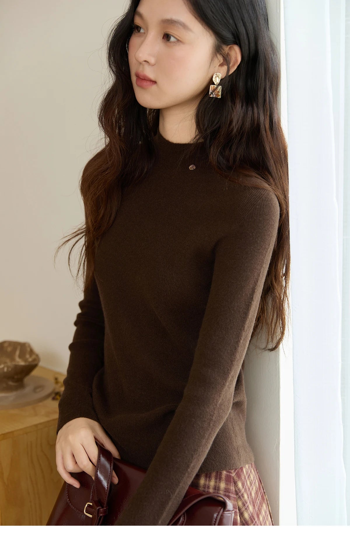 MISHOW Woman Long-sleeved Tops 2025 Autumn Winter Minimalist Mock Neck Knited Top Commute Casual Slim Pullover Woman MXE48Z2583