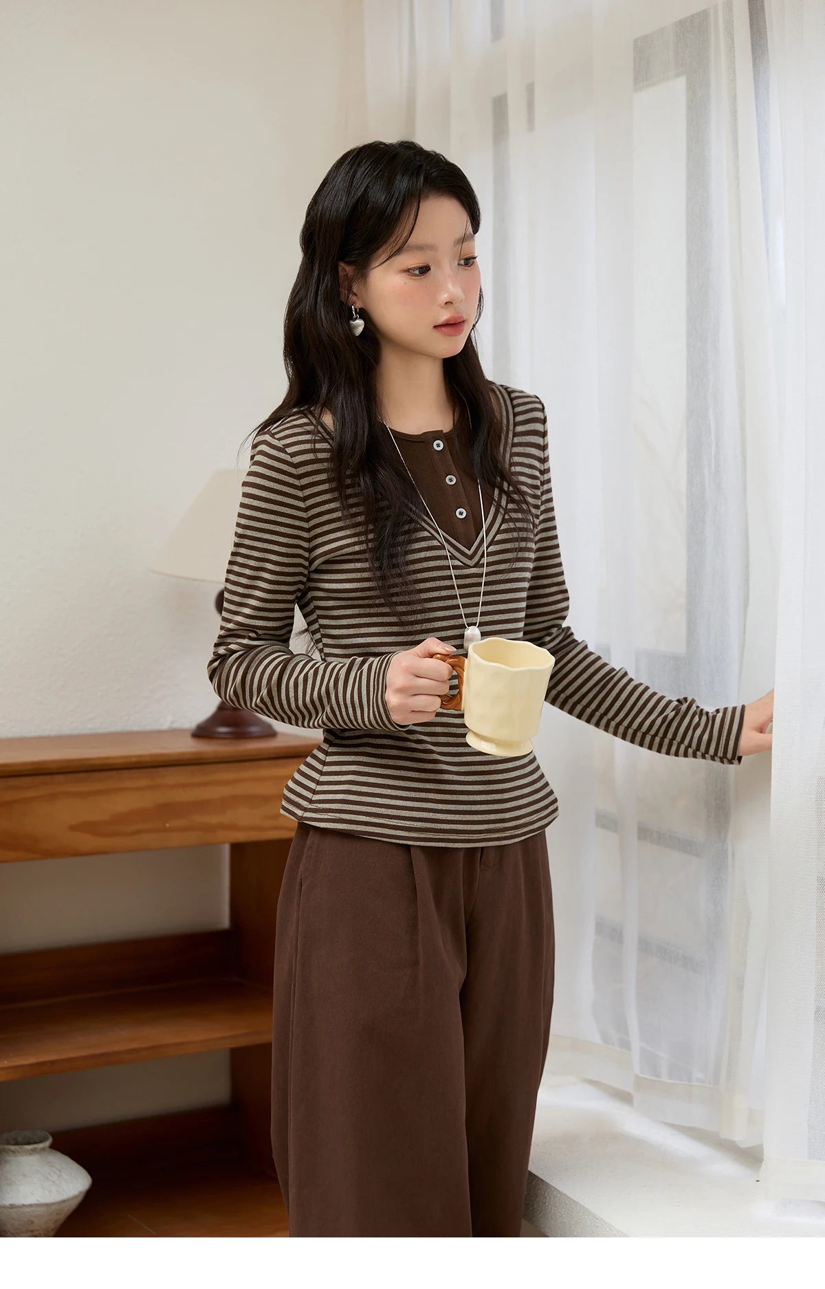 MISHOW Brown Wide-leg Pants for Women 2025 Autumn Winter New Retro High Waist Drape Trousers Commute Casual Pants MXE51K1094