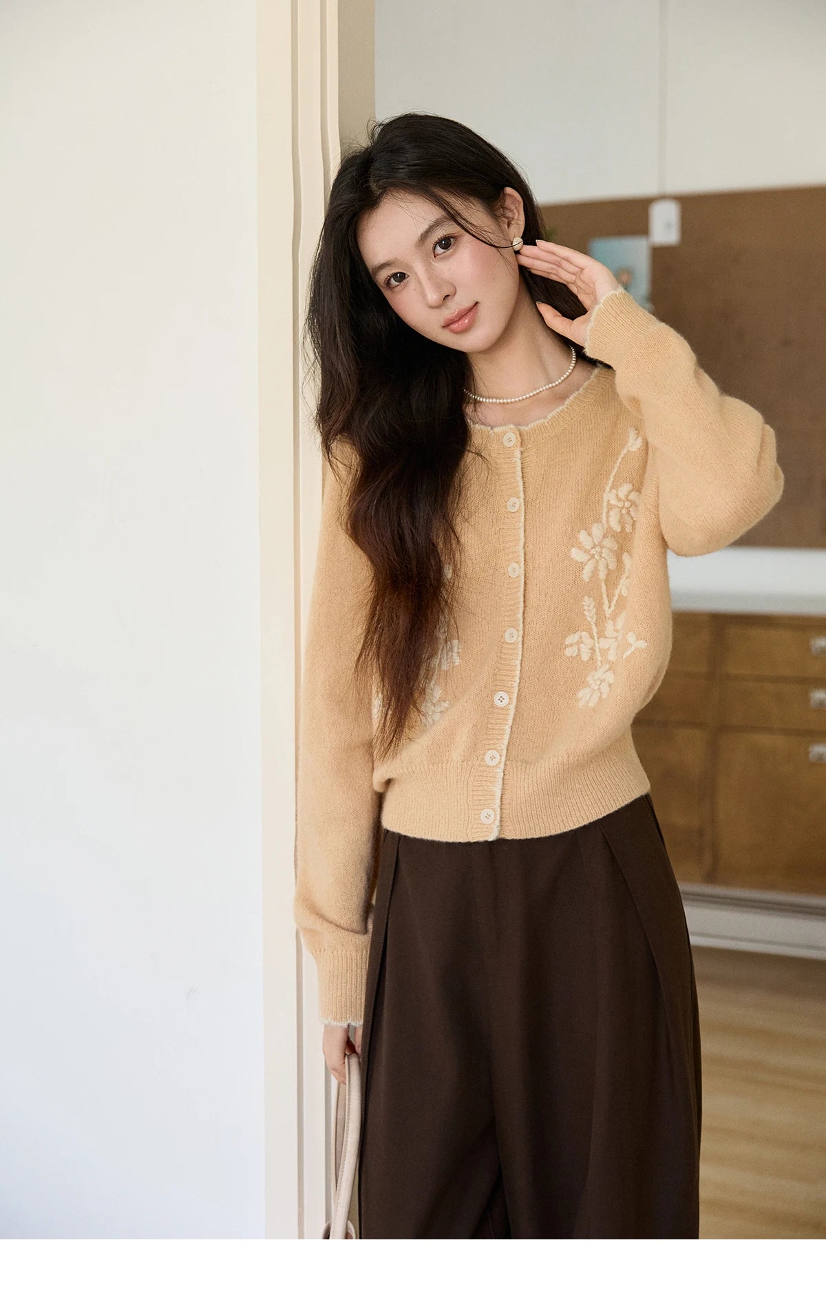 MISHOW Women's Camel Knitted Cardigan 2026 Spring Floral Embroidery Crew Neck Tops Button Warm Loose Cropped Sweater MXF11Z2896