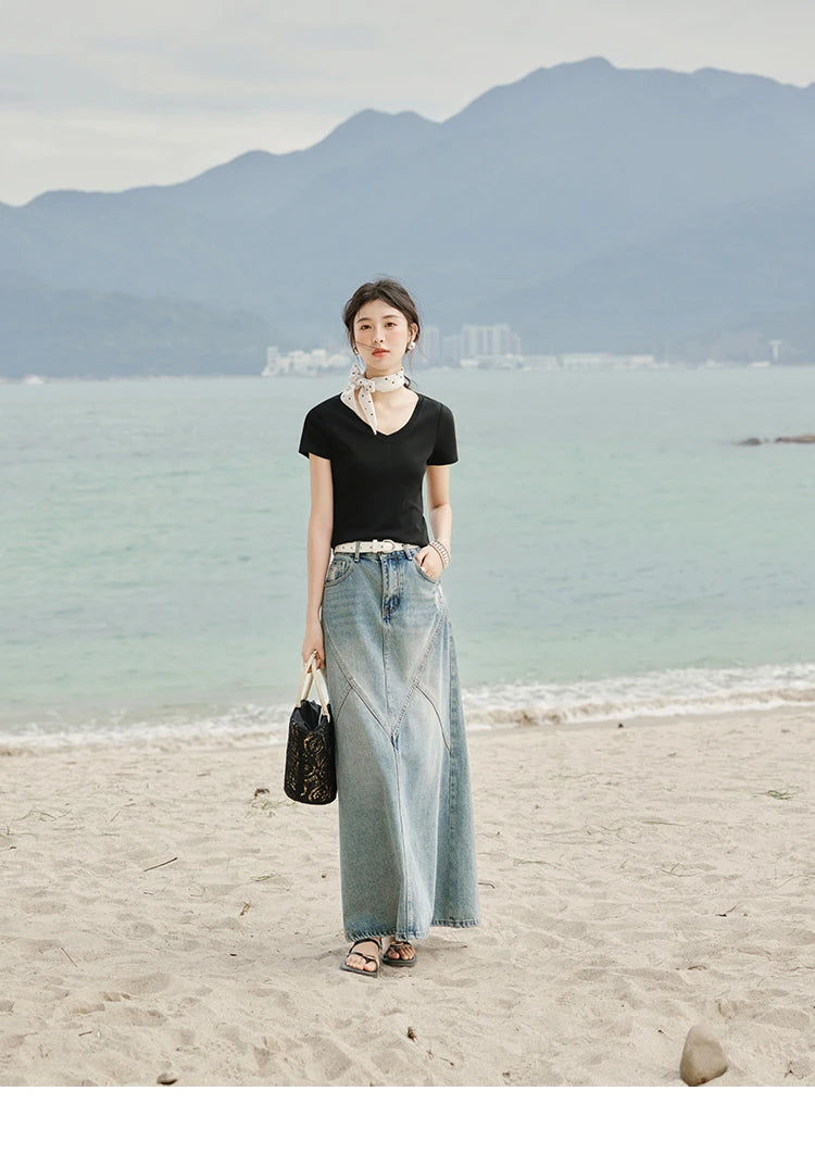 MISHOW Cotton Casual T-shirts Women New 2025 Short Sleeve V-neck Solid Versatile Shirt Female Fashion Basic Tops Lady MXE33T0519