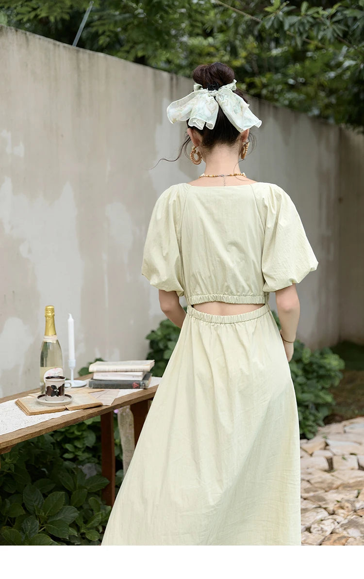 MISHOW French V-neck Bubble Sleeve Dress for Women Summer 2025 Elegant Waist Dress Back Green Waist Exposed Dresses MXD22L1825