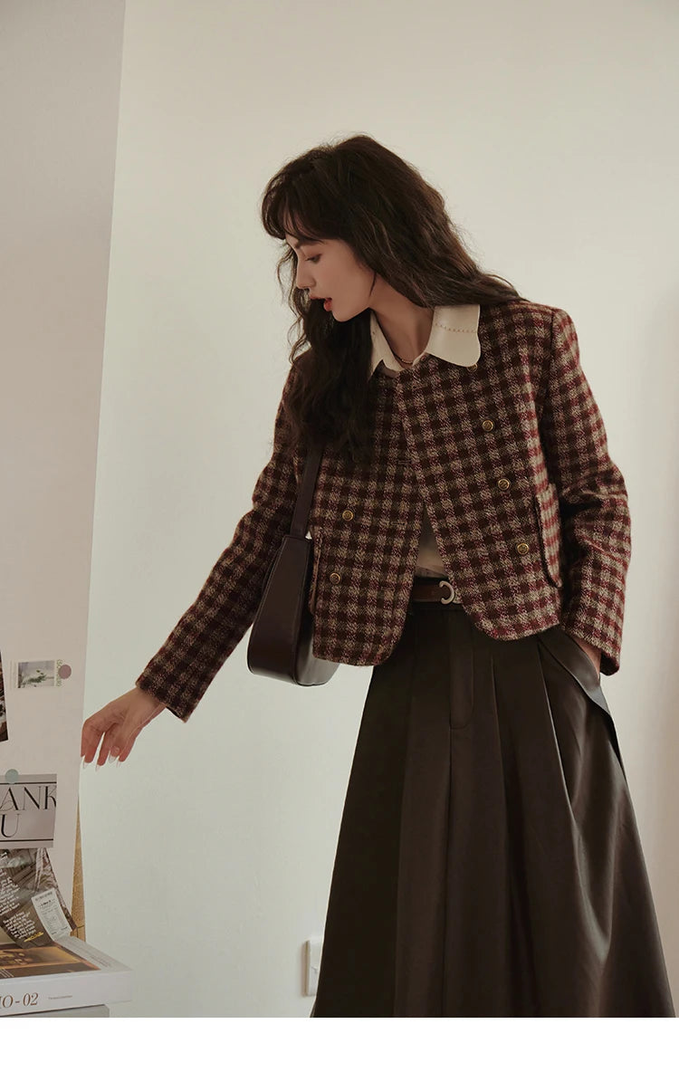MISHOW Women's Vintage Plaid Coat 2024 Autumn French Single Breasted Crew Neck Crop Woolen Tops Office Lady Outerwear MXC48W0175