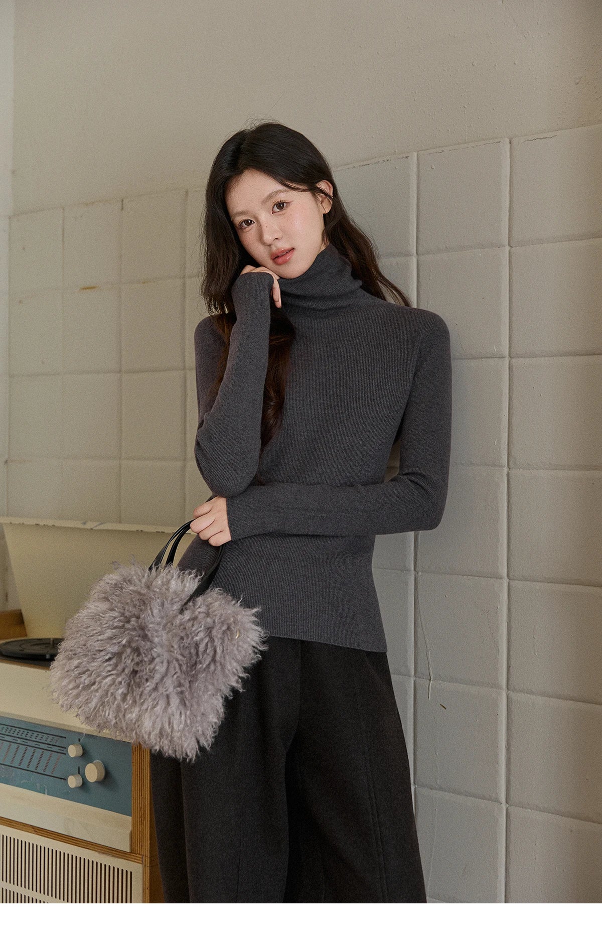 MISHOW High Waist Wide Leg Pants for Women 2025 Winter Casual Loose Thick Fleece Warm Knit Pants Straight Trousers MXE92K1127