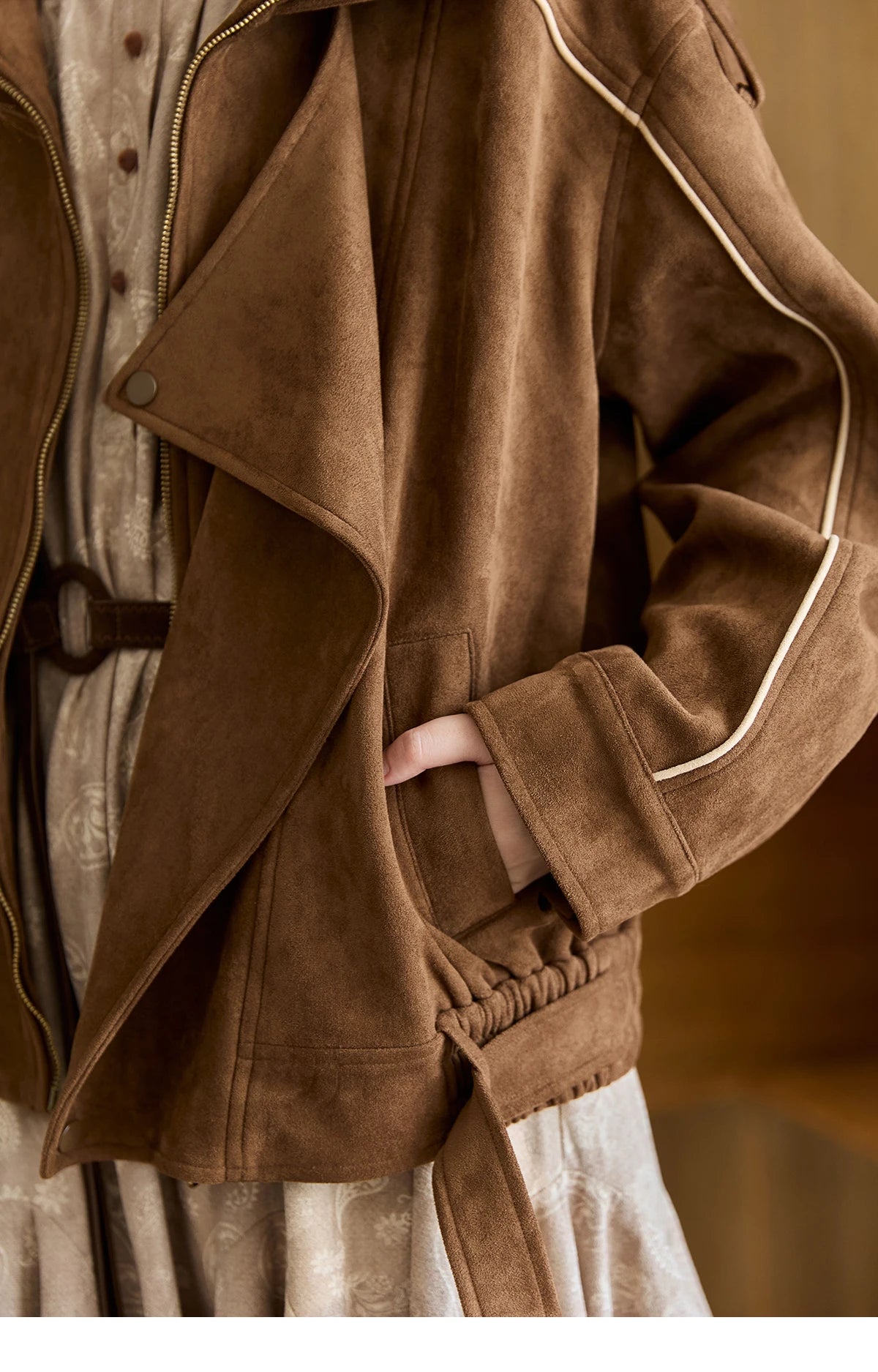 MISHOW Woman Retro Jacket 2025 New Split Turn Down Collar Brown Suede Short Loose Coat Commute Autumn Women Clothing MXE48W0850