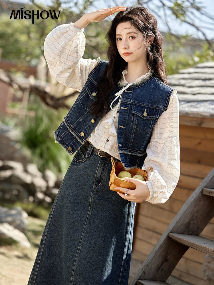 MiSHOW French Striped Blouses Women Spring New 2025 Long Sleeve Lace Collar Shirts Female Fashion Solid Chiffon Tops MXE12C0387