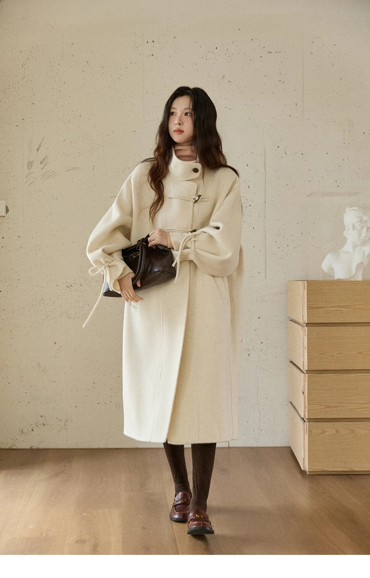 MISHOW Women's Long Coats 2025 Winter Yellow Double-faced 100% Wool Coat Windproof Lantern Sleeve Turtleneck Coat MXE51W0902