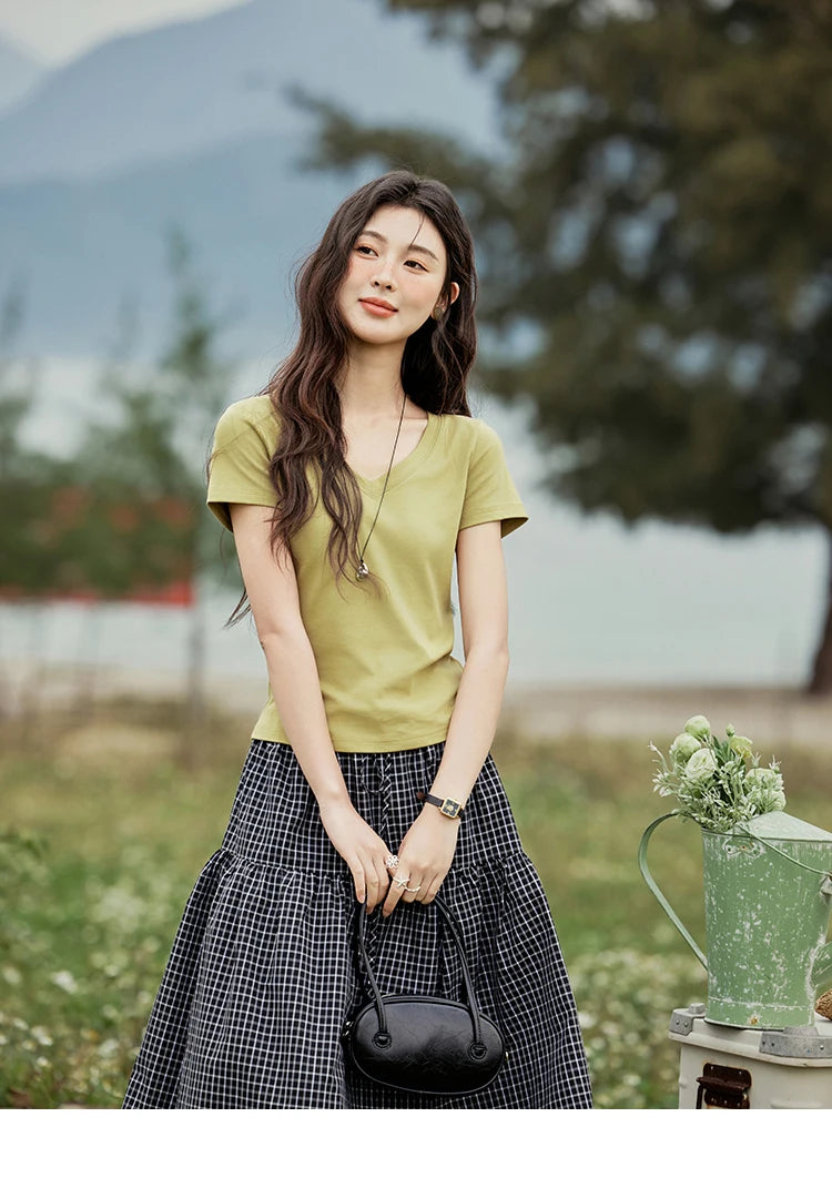 MISHOW Cotton Casual T-shirts Women New 2025 Short Sleeve V-neck Solid Versatile Shirt Female Fashion Basic Tops Lady MXE33T0519