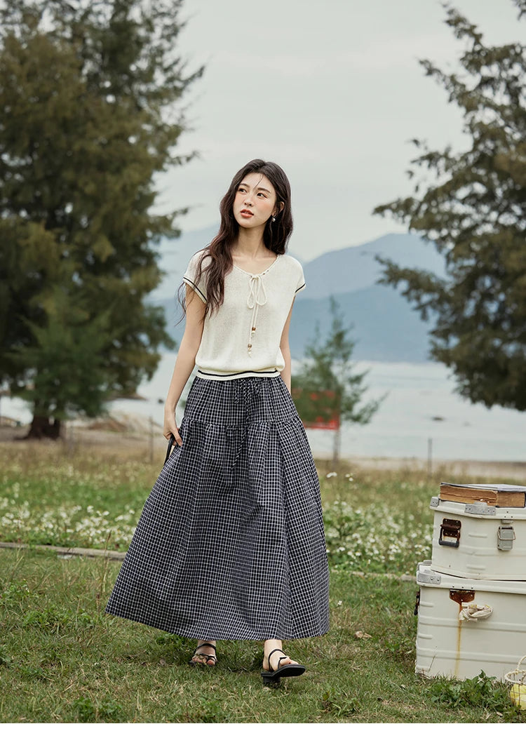 MISHOW Office Lady Summer Knitted Sweater V-neck Short Sleeve Solid Slimming Bead Design Pullover Female Lazy Tops MXE33Z1227