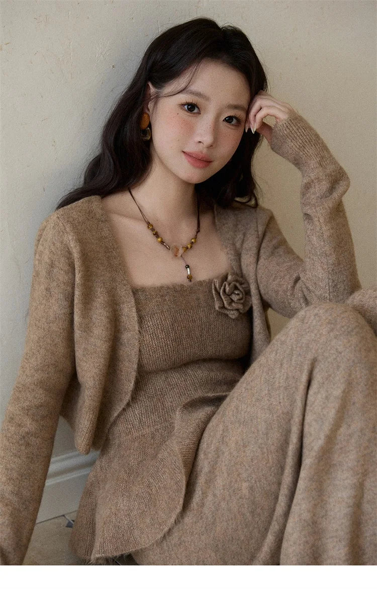 MISHOW Khaki Knitted Three-Piece Winter Set for Woman RetroThree-Dimensional Floral Camisole Cardigan Wide-Leg Pants MXE87T1449
