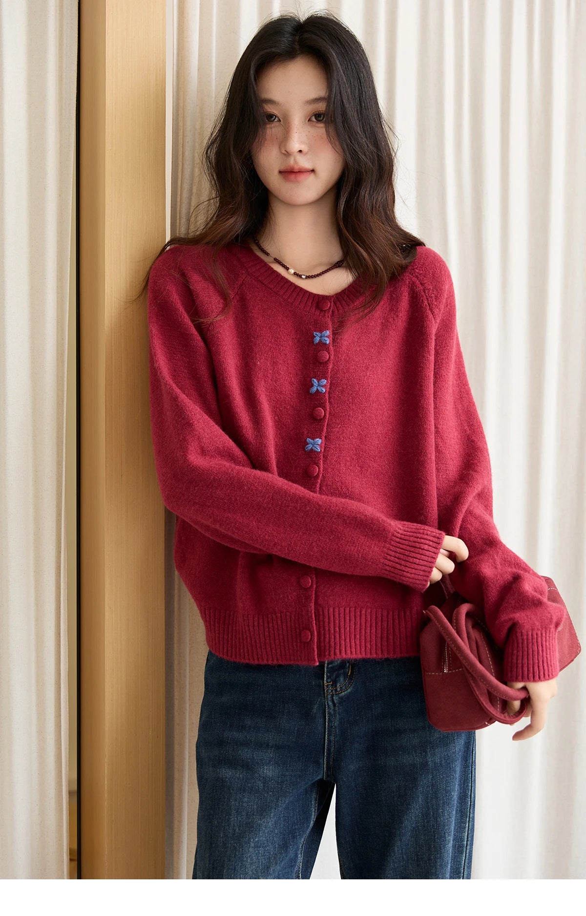 MISHOW Red Knitted Cardigan for Women 2025 Autumn Round Neck Single Breasted Buckle Embroidered Casual Cardigans Lady MXE47Z2621