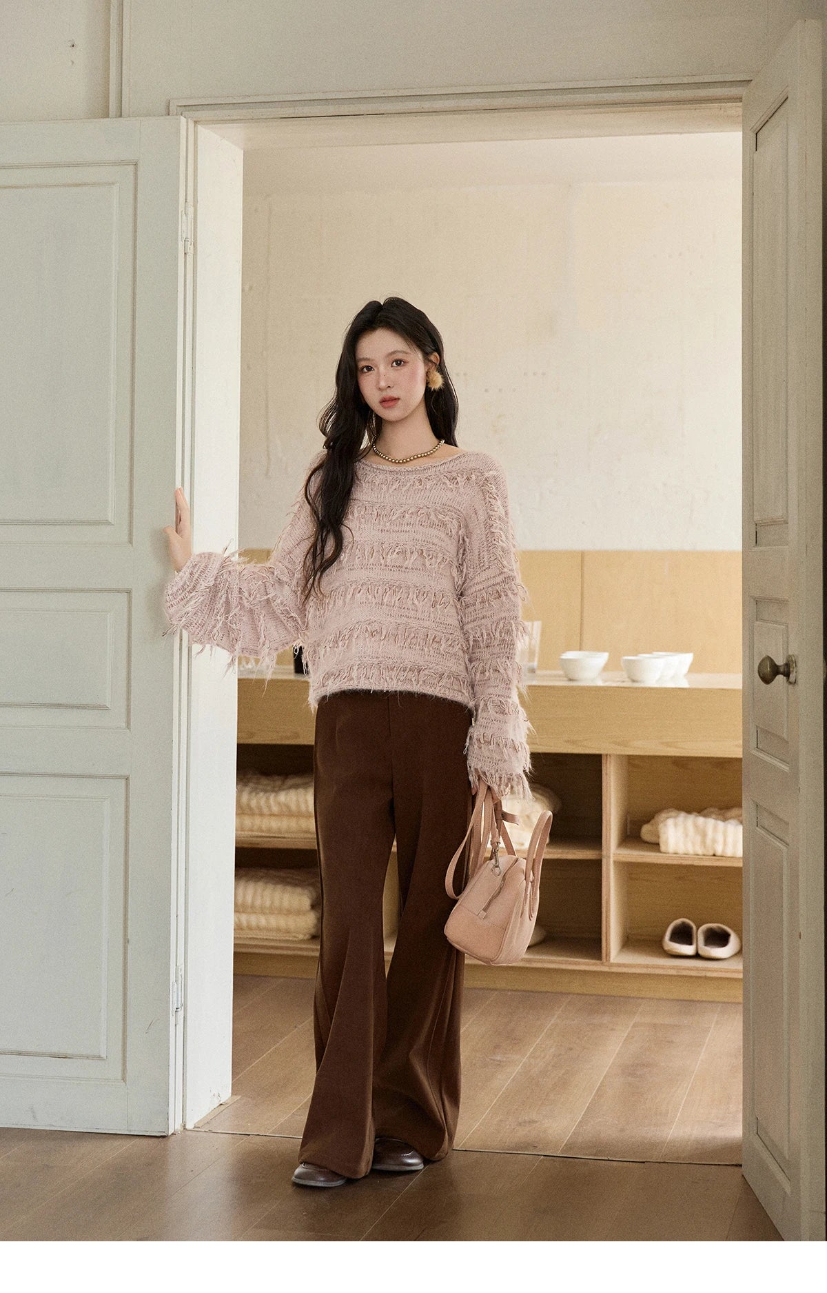 MISHOW Tassel Bead Wool Blended Sweater Autumn Winter 2025 Elegant Thick Knitted Sweater Loose Warm Tops Office Lady MXE90Z2822