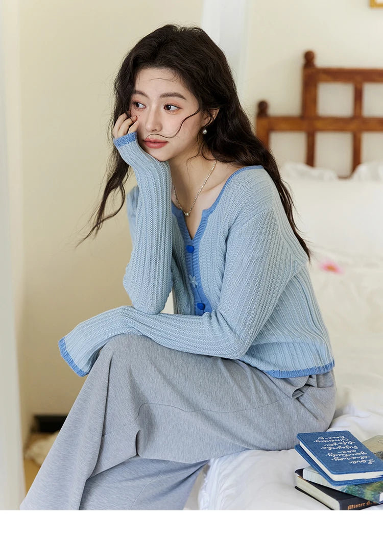 MISHOW Wool Blend Blue Contrasting Knitted Top 2025 Spring Slim Fit Base Sweater Women V Neck Shell Button Sweet Tops MXE14Z1184