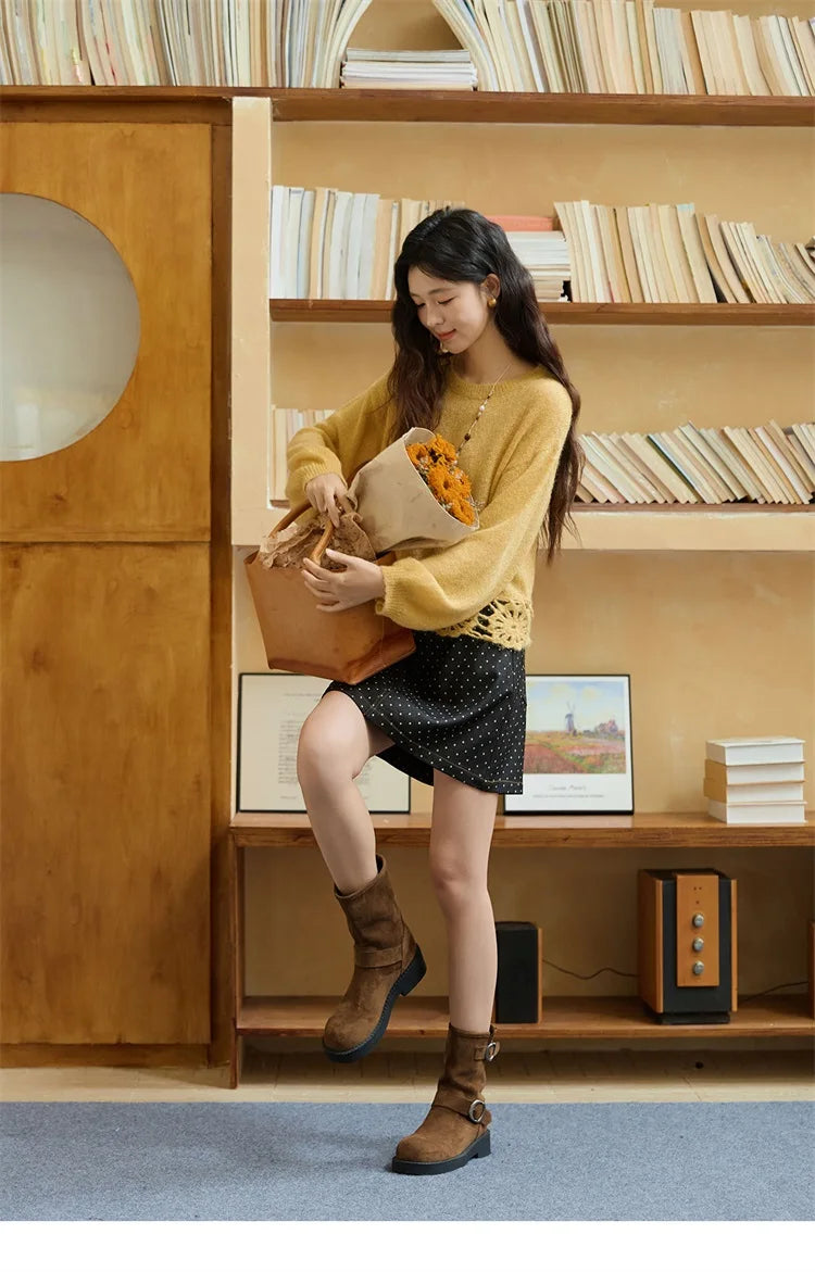 MISHOW Woman Sweaters 2025 Elegant French Hollow Out Floral Sweater Loose O-neck Long Sleeves Knit Top Autumn Clothes MXE44Z2491