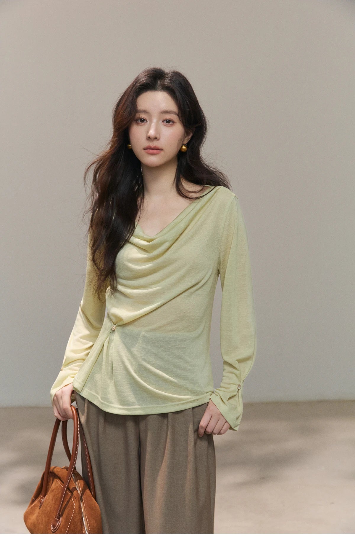 MISHOW Women's Multi Colored Knitted Top 2026 Spring Swinging Collar Flare Sleeve Top Side Twist Whist Casual T-Shirt MXF13T1473