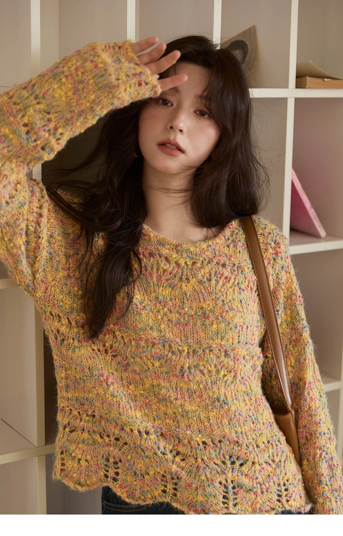 MISHOW Women's Retro Chic Knitted Top 2025 Autumn French Color Polka Dot Knitted Round Neck Curved Hem Thin Sweaters MXE43Z1343