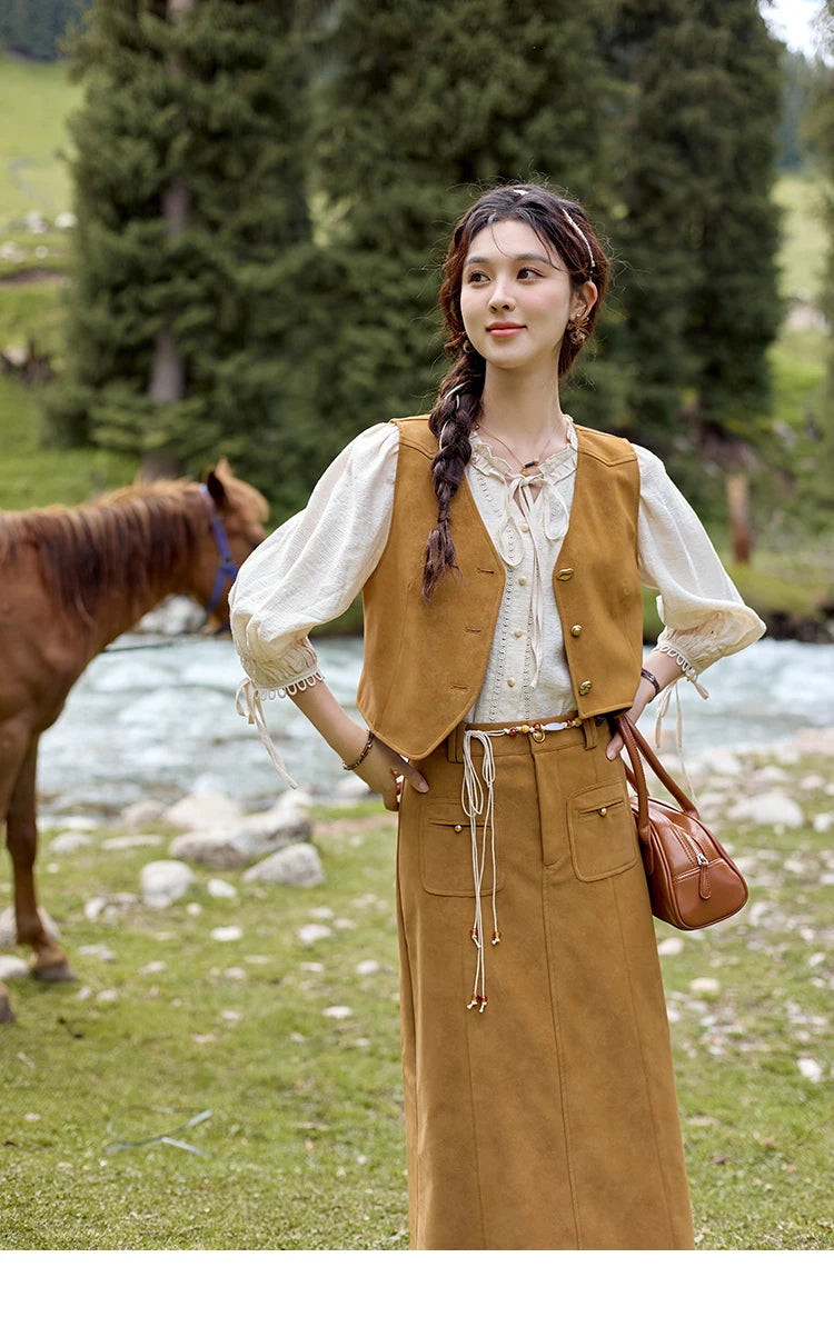 MISHOW French Retro Lace Collar Shirt for Women 2024 Autumn Bow Tie Top Lantern Sleeves Seven Quarter Sleeves Shirt MXD41X1621