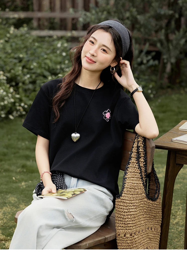 MISHOW Casual Graffiti T-shirt Women Summer 2025 Short Sleeve Round Neck Loose Shirts Female New Fashion Tops Lady MXE15T0475