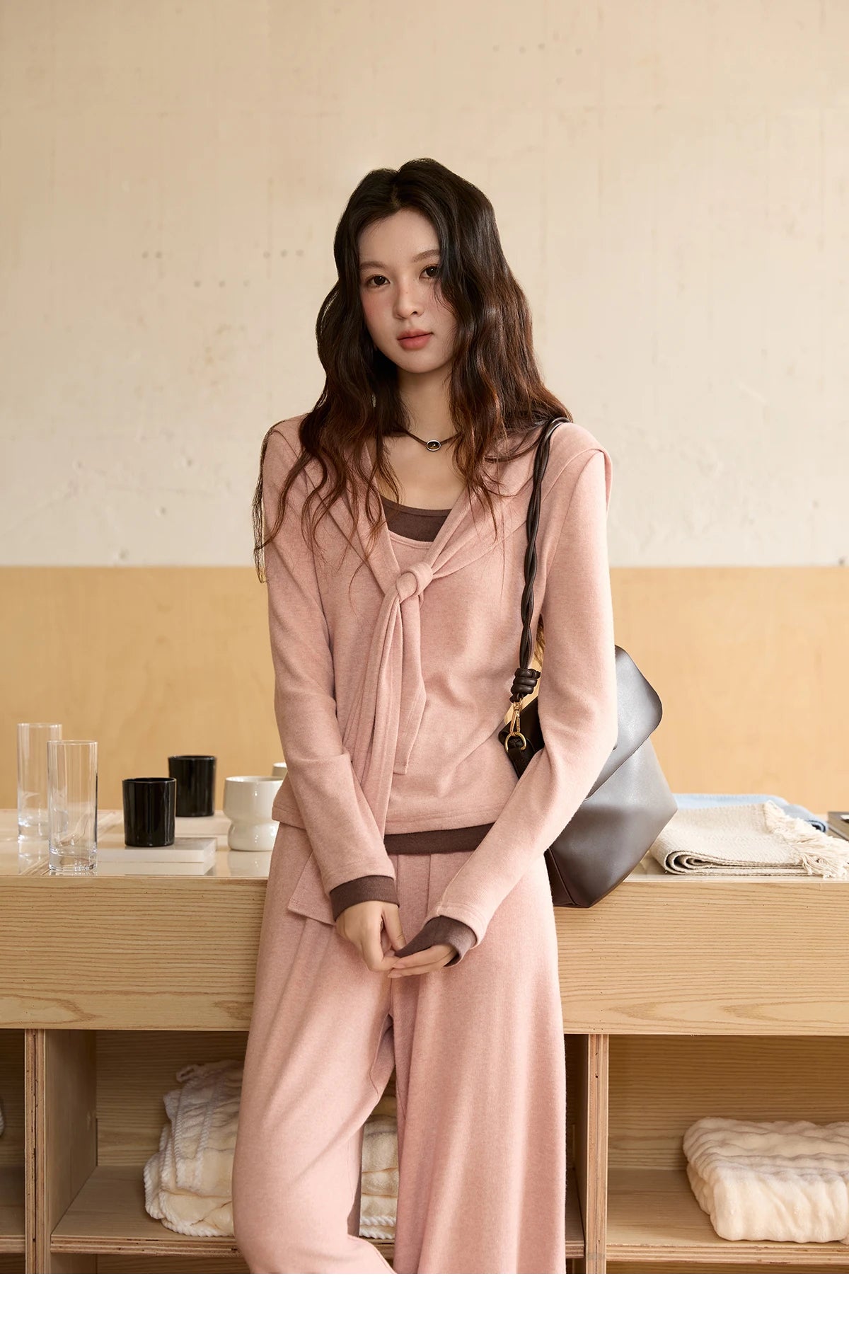 MISHOW Woman Slim Fit Long Sleeve Top 2025 Autumn Retro Solid O-neck Shawl Pullover Casual Knit Top Woman Clothes MXE89T1419