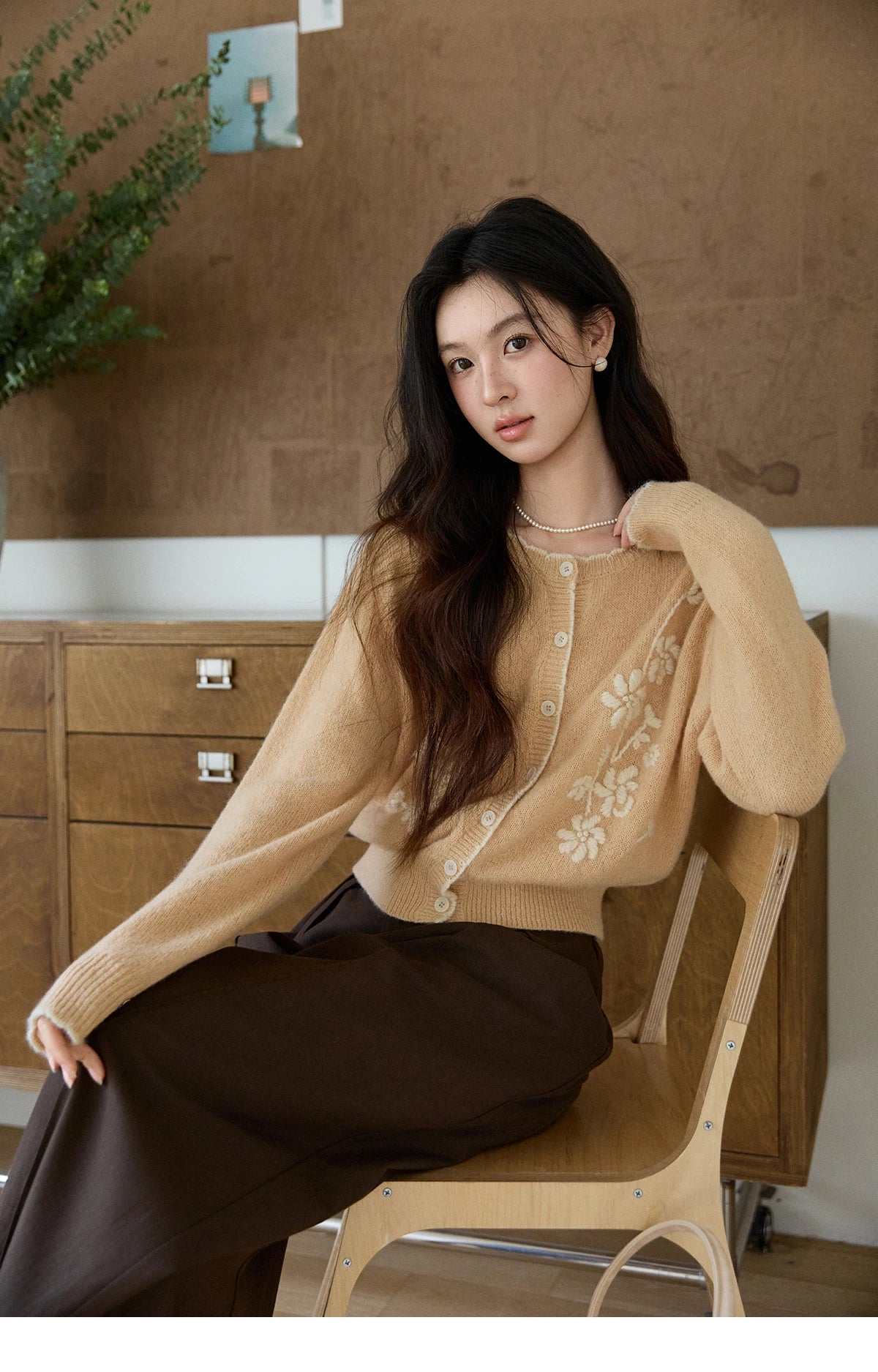 MISHOW Women's Camel Knitted Cardigan 2026 Spring Floral Embroidery Crew Neck Tops Button Warm Loose Cropped Sweater MXF11Z2896
