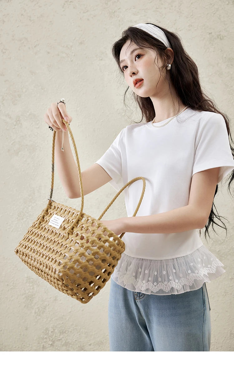 MISHOW Lace Hem Splicing T-shirt for Women Spring/summer 2025 Round Neck Versatile Top Streetwear Solid Casual Tees MXE31T0528