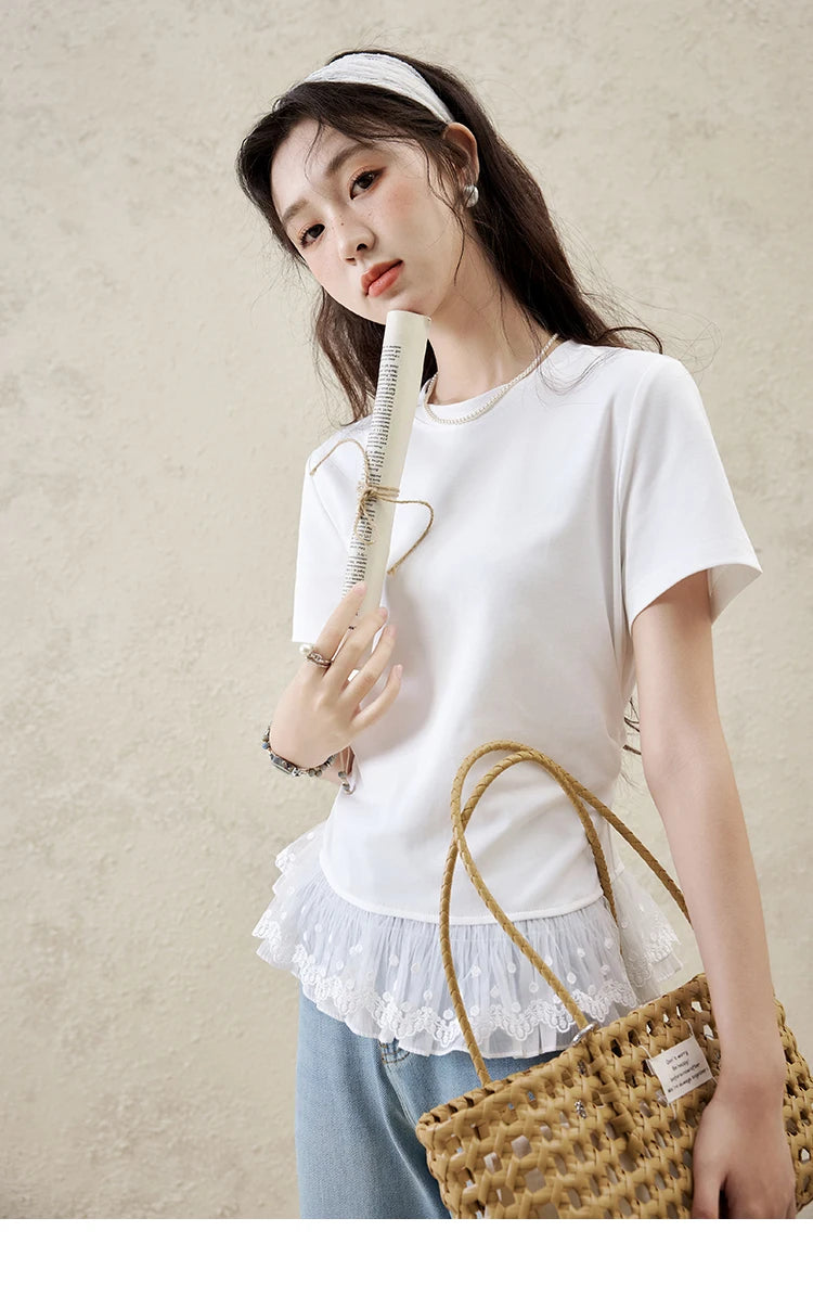 MISHOW Lace Hem Splicing T-shirt for Women Spring/summer 2025 Round Neck Versatile Top Streetwear Solid Casual Tees MXE31T0528