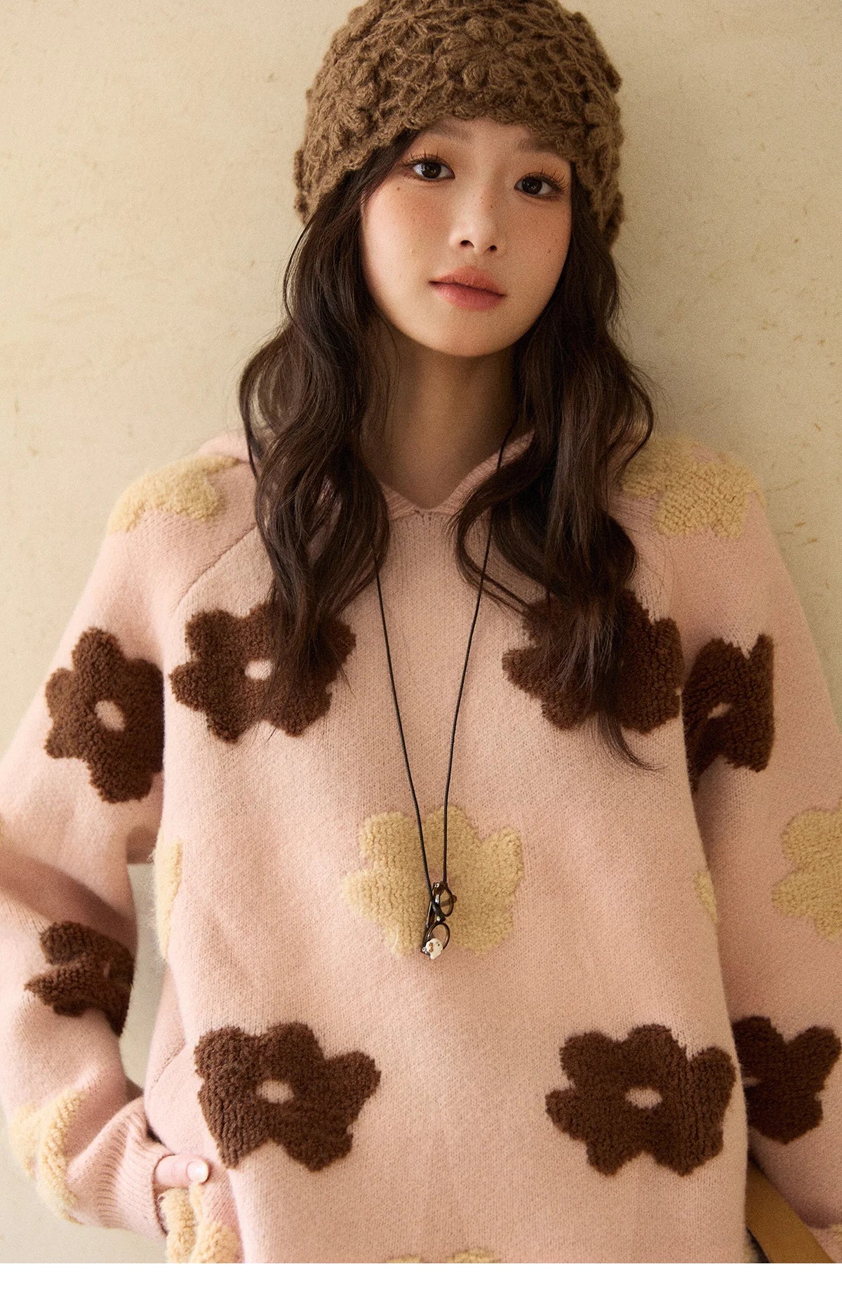 MISHOW Women's Floral Hooded Thick Sweater 2025 Loose Comfortable Pink 3D Jacquard Casual Long-Sleeved Pullovers MXE90Z2786