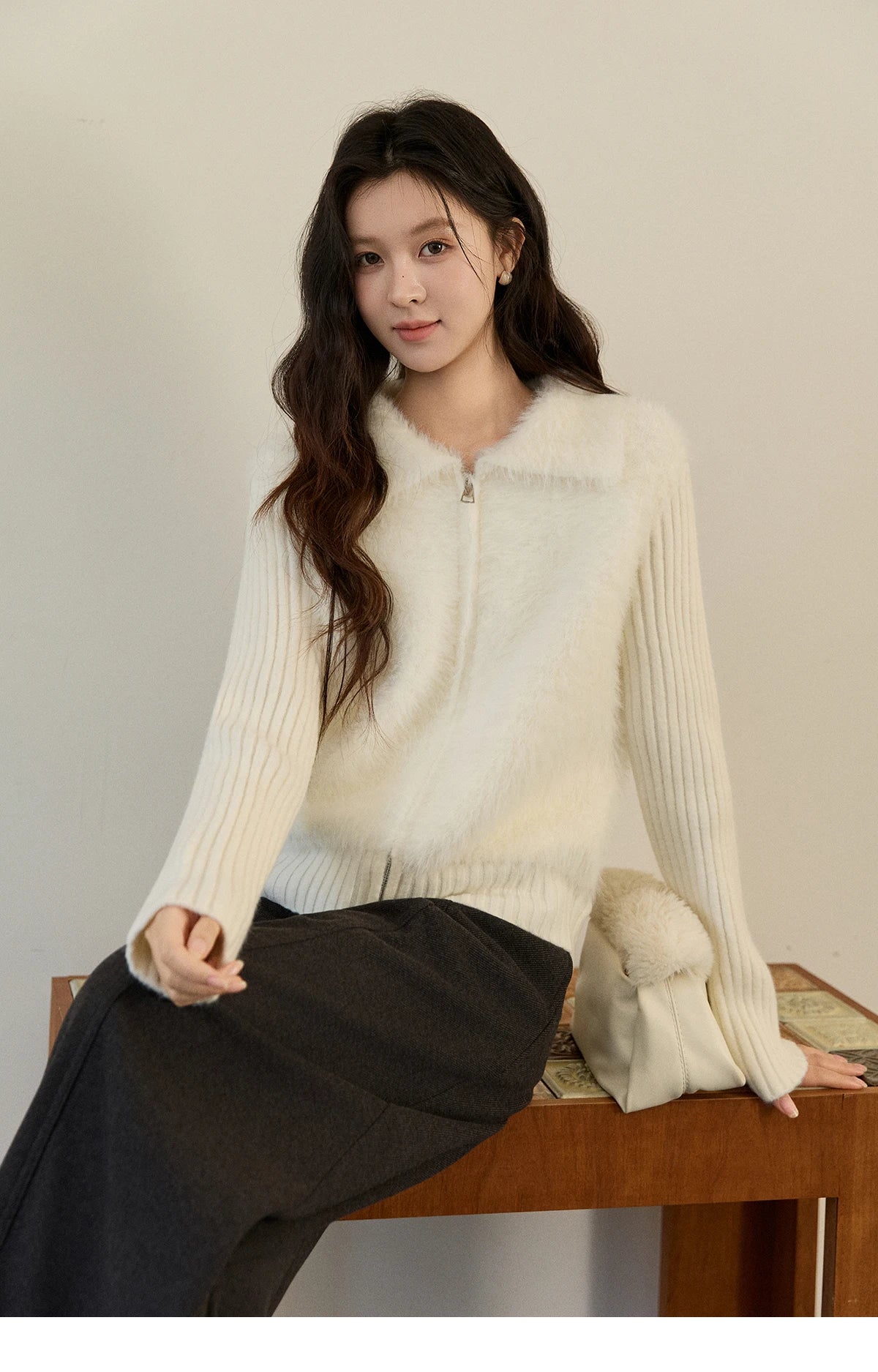 MISHOW Women's White Faux Fur Knit Cardigan 2025 Autumn Winter Fake Two-Piece Zipper Lapel Collar Warm Soft Outerwear MXE94Z2992