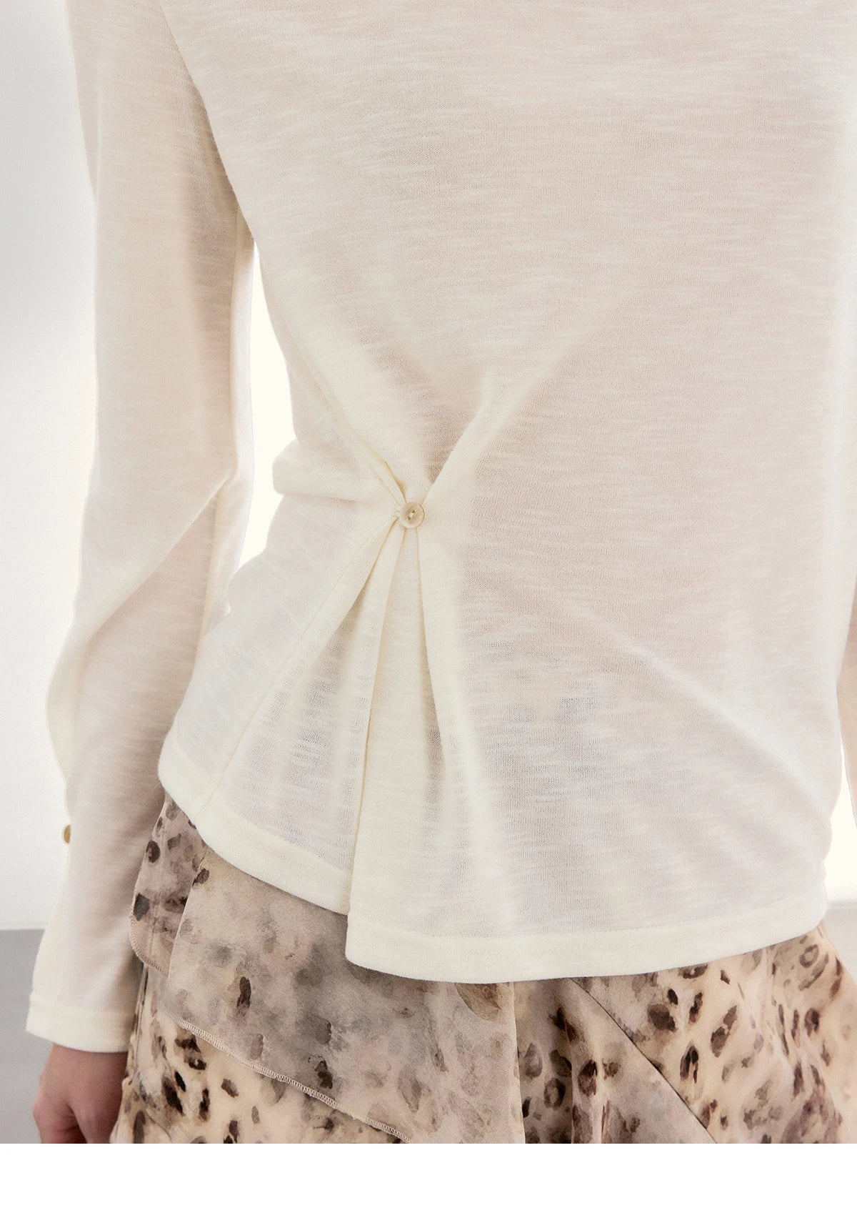 MISHOW Women's Multi Colored Knitted Top 2026 Spring Swinging Collar Flare Sleeve Top Side Twist Whist Casual T-Shirt MXF13T1473