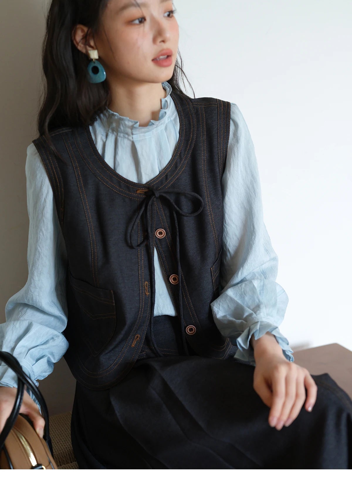 MISHOW Deep Blue Imitation Denim Vest Coat 2025 Autumn Round Neck Lace-up Coat Contrasting Button Single Breasted Top MXE41W0797