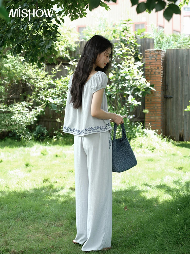 MISHOW Women's Two Piece Set 2025 Summer New Embroidery Flower Round Neck Blouse Fashion Pocket Wide Leg Pants Set MXE39T0669