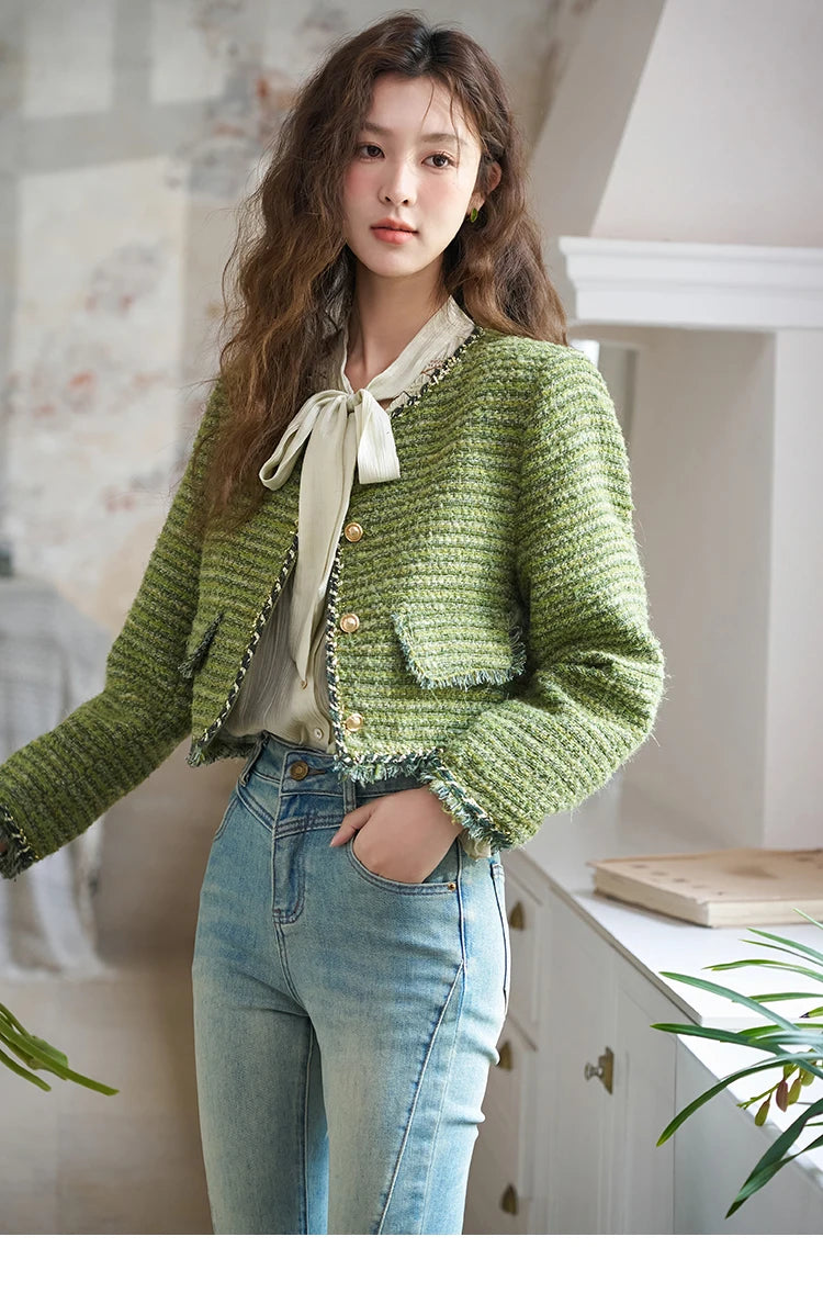 MISHOW Ribbon Collar Shirt for Women Autumn 2025 Sweet Cuffs Pleated Embroidered Petal Sleeve Loose Top Office Lady MXD14C0226