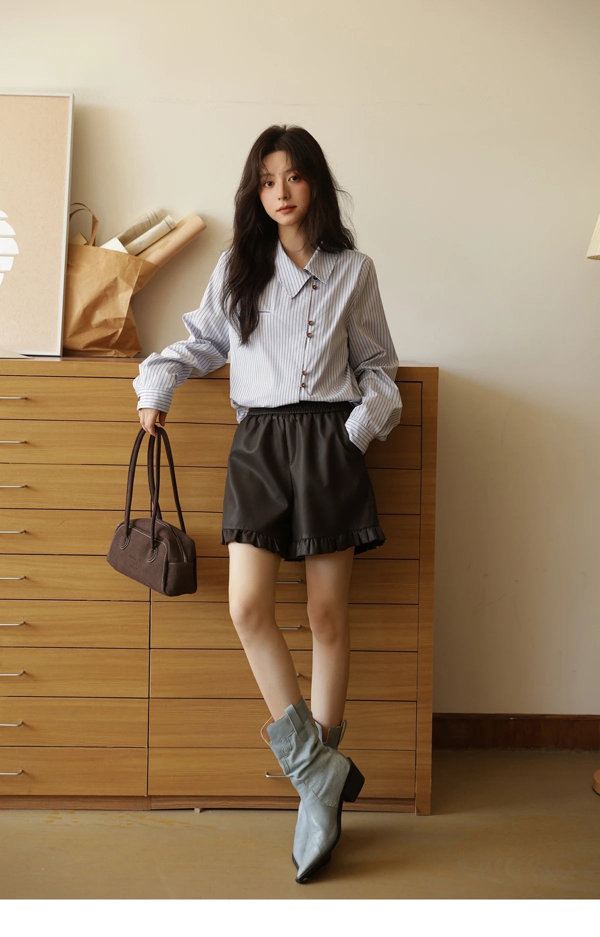 MISHOW Women's Striped Asymmetric Shirt 2025 Autumn New Arrival Vintage Loose Long Sleeve Tops Commuter Woman Clothes MXE42C2375