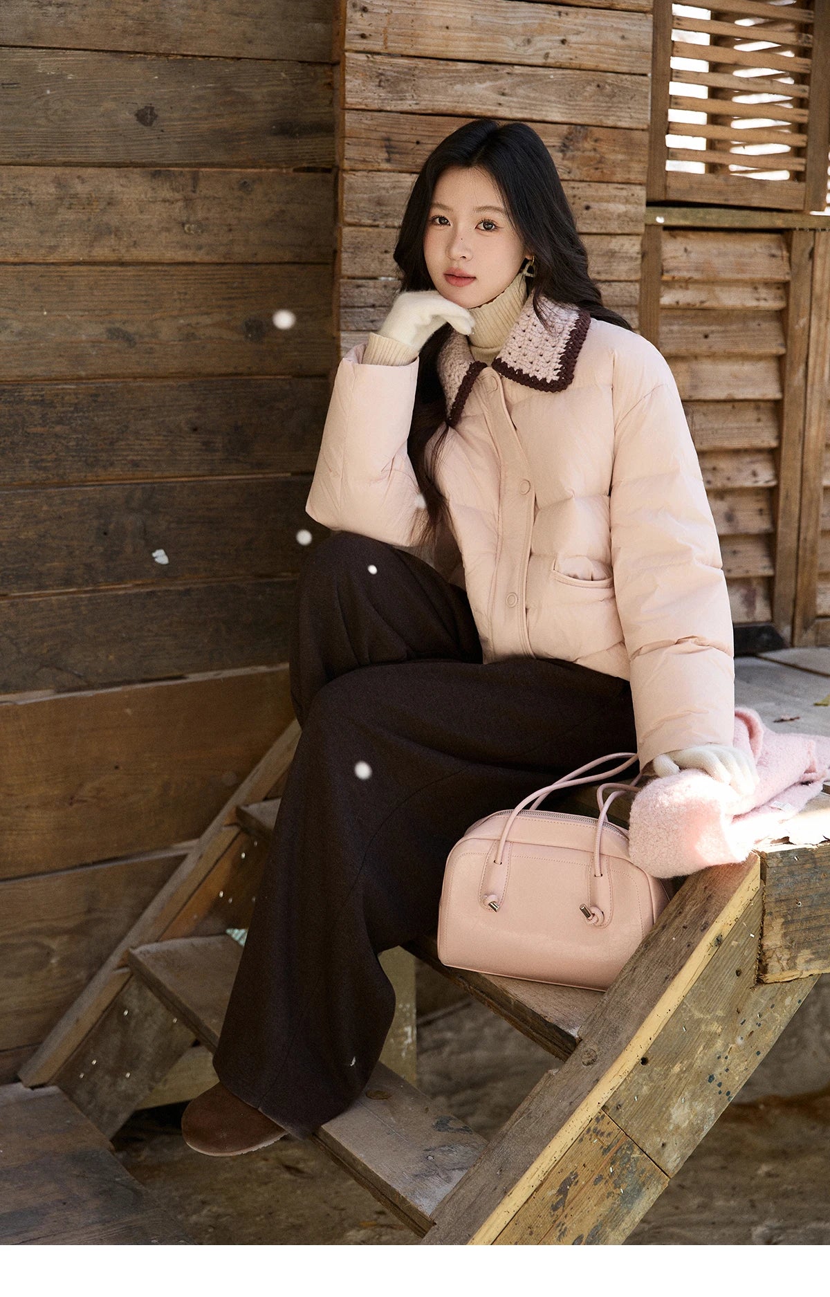 MISHOW Women's Sweet Knitted Lapel Collar Short Down Jacket 2025 Winter White Duck Down Single-Breasted Zipper Coat MXE94Y0094