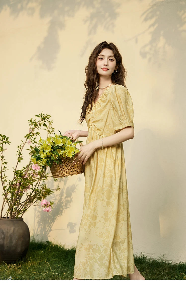 MISHOW Tea Break V-neck Dress for Women 2024 Summer French Temperament Chiffon Floral Puff Sleeve Waist Long Dresses MXD23L1878