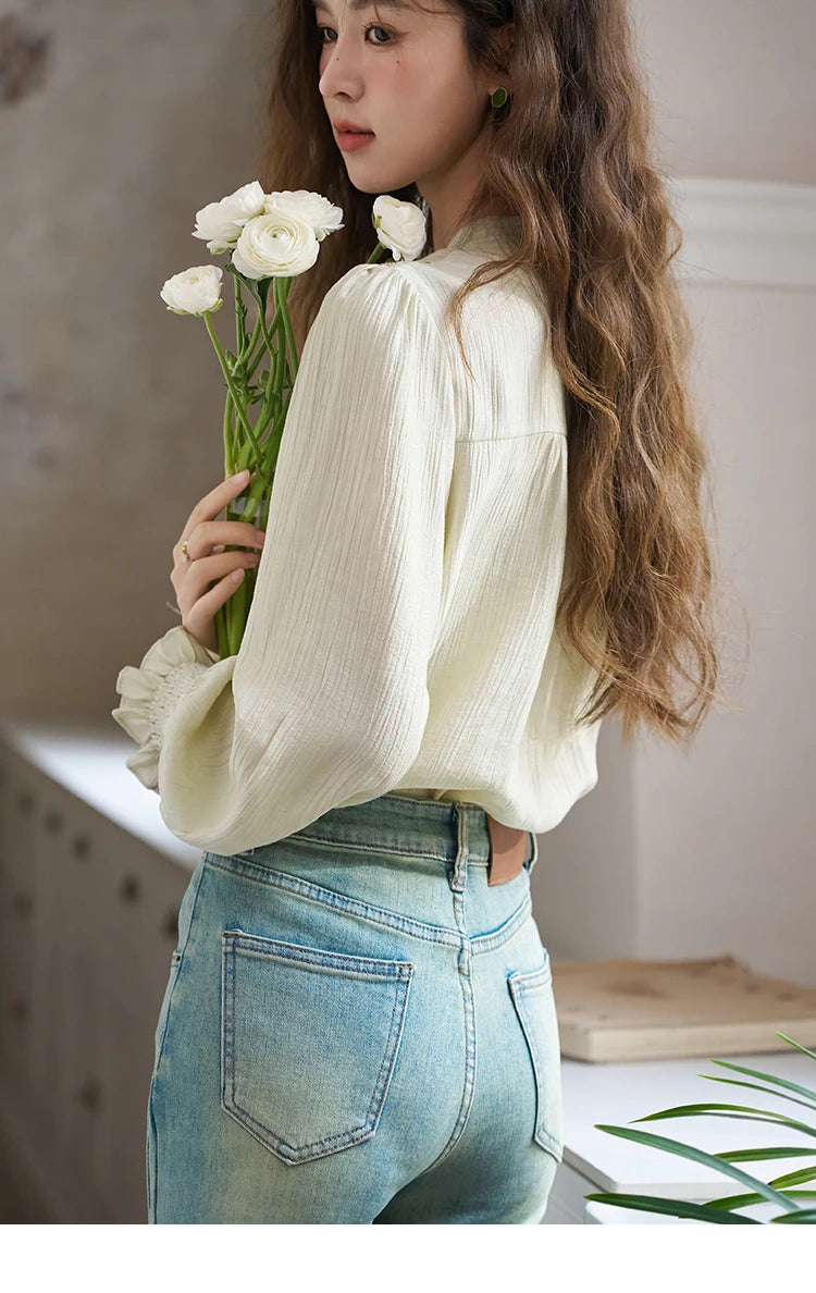 MISHOW Ribbon Collar Shirt for Women Autumn 2025 Sweet Cuffs Pleated Embroidered Petal Sleeve Loose Top Office Lady MXD14C0226